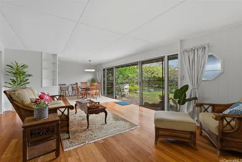 $1,750,000 | 661 North Kainalu Drive, Kailua, HI 96734