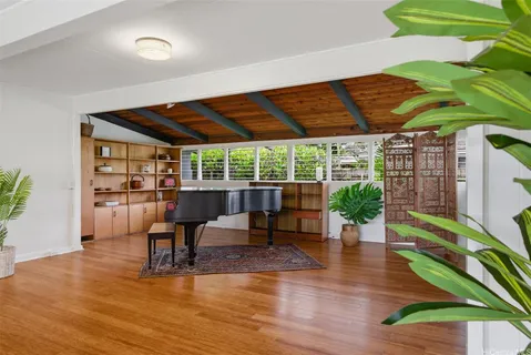 $1,750,000 | 661 North Kainalu Drive, Kailua, HI 96734