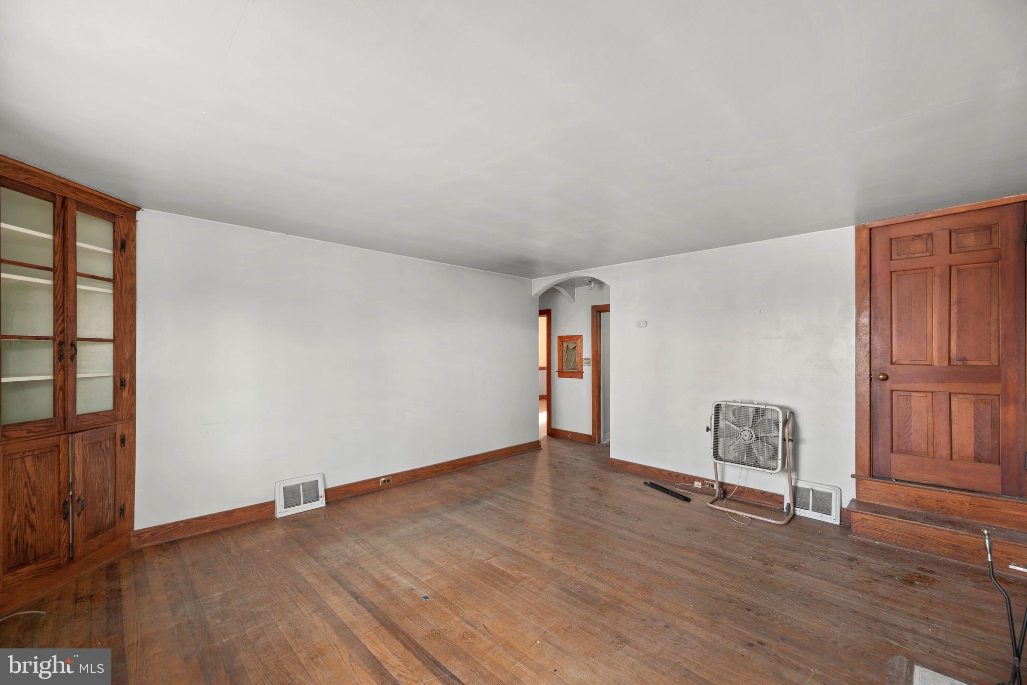 3018 Troyer Road White Hall, MD 21161 - Photo 8 of 30 Living Room
