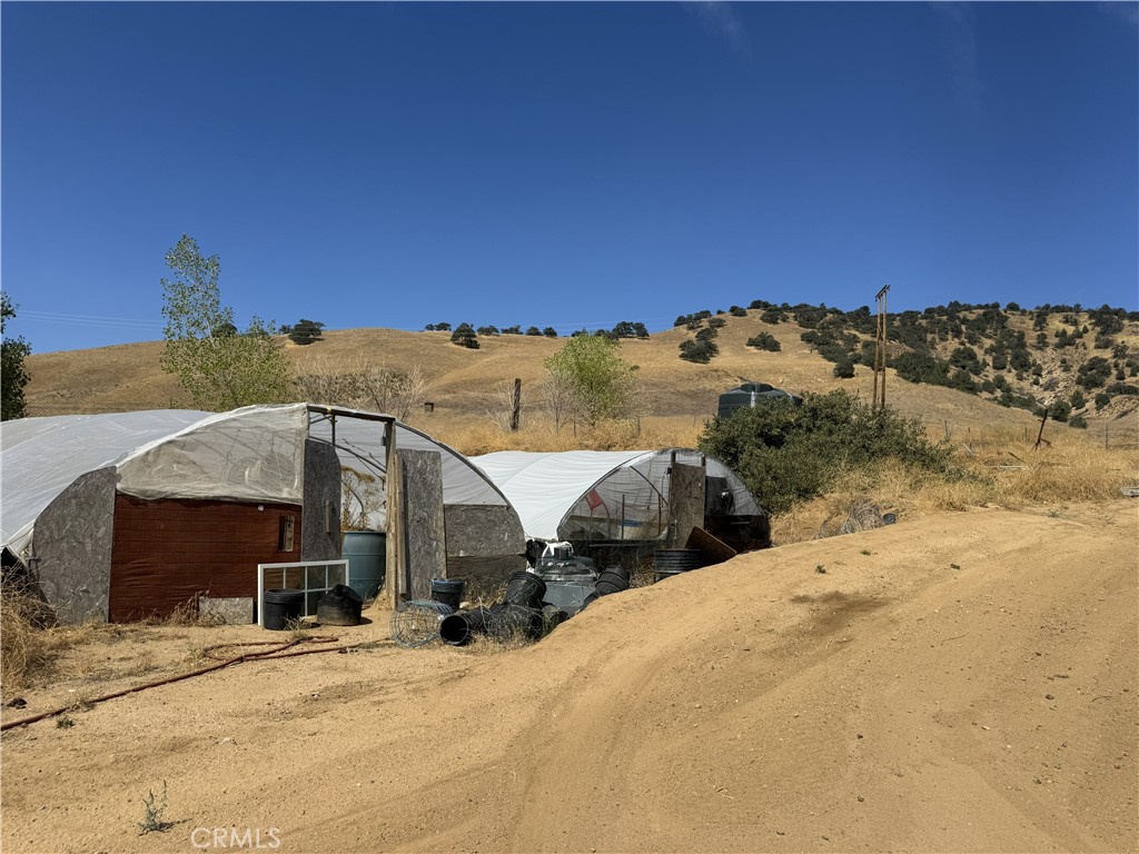 11647 Cameron Canyon Road Tehachapi, CA 93501 - Photo 29 of 37 Gallery Image 29