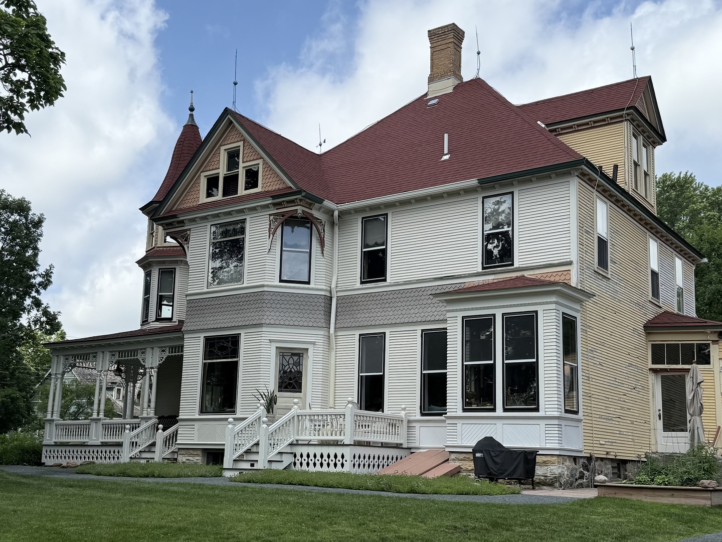 5802 Broadway Road Richmond, IL 60071 - Photo 2 of 2