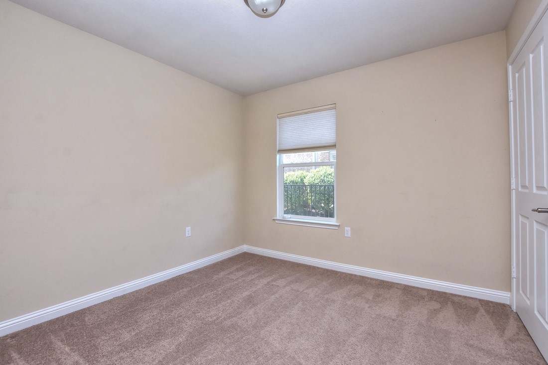 106 Kickapoo Creek Lane Georgetown, TX 78633 - Photo 25 of 33 an empty room with a empty space and a window