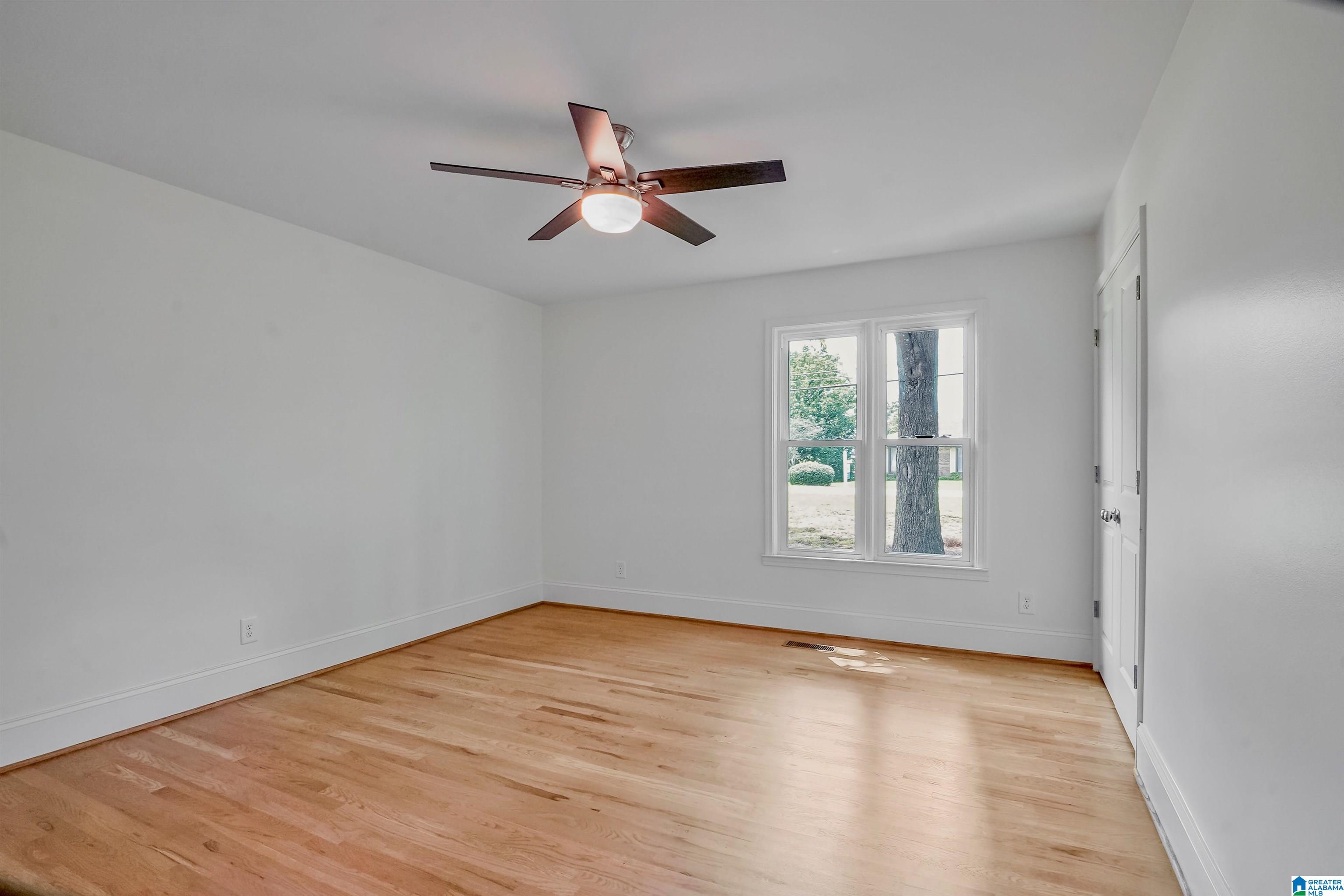 125 Shades Crest Road Birmingham, AL 35226 - Photo 26 of 57