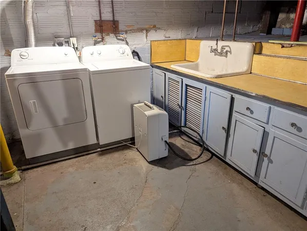 $164,900 | 1208 Central Avenue, Horton, KS 66439