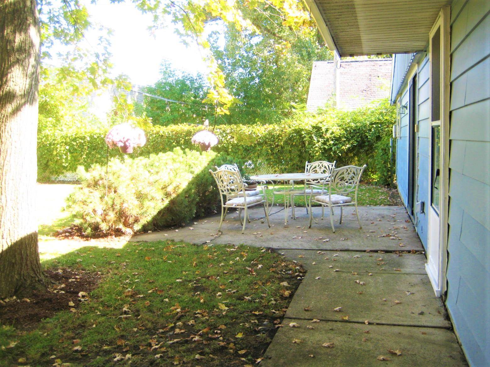 905 Tulip Tree Road Fort Wayne, IN 46825 - Photo 4 of 36 Gallery Image 4