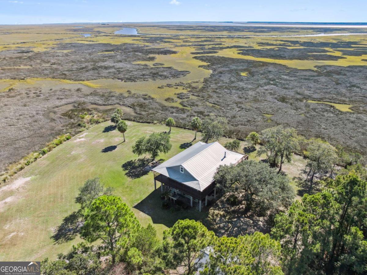 281 Marsh Breeze Lane Waverly, GA 31565 - Photo 9 of 45