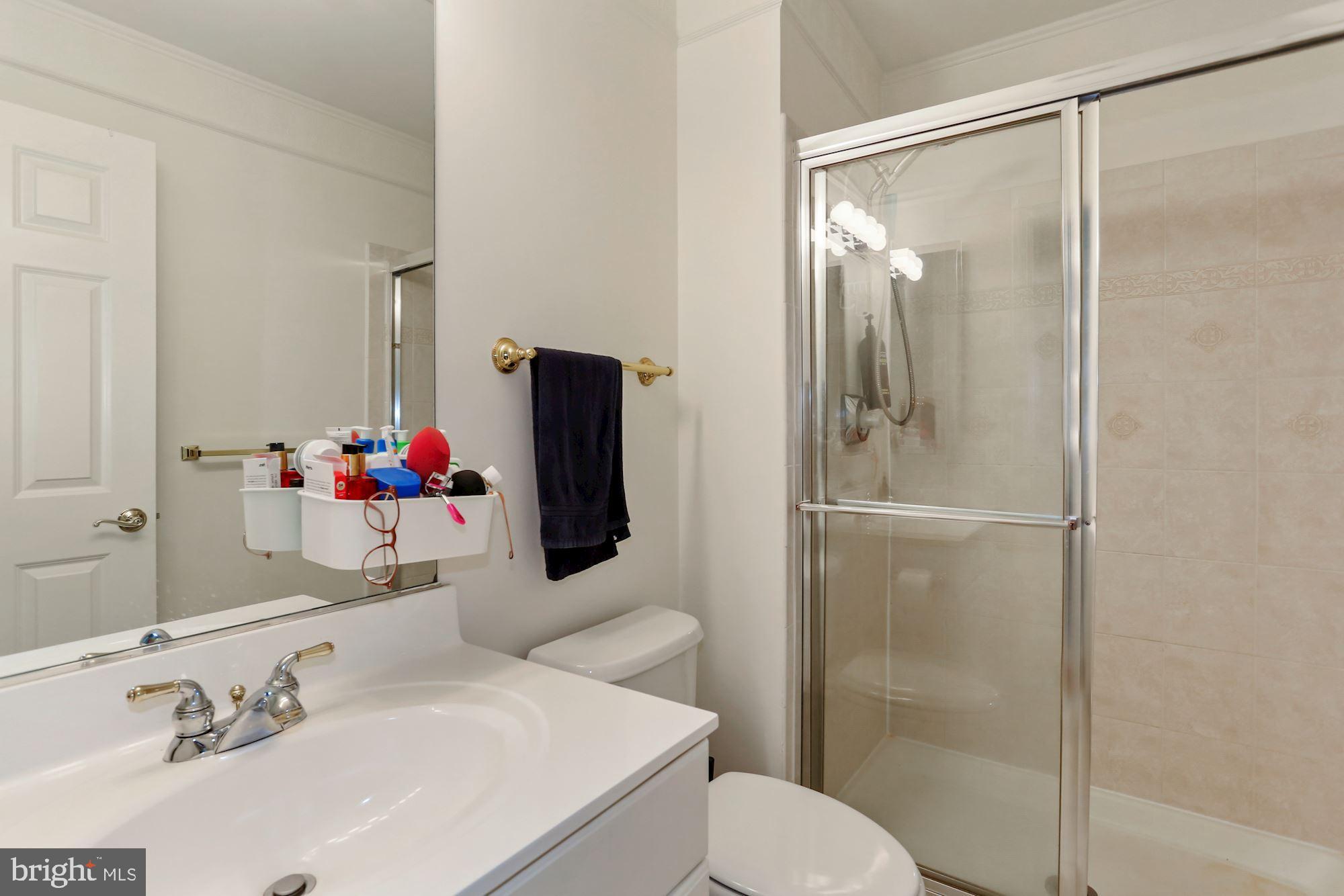 8310 Wolftrap Road Vienna, VA 22182 - Photo 21 of 32