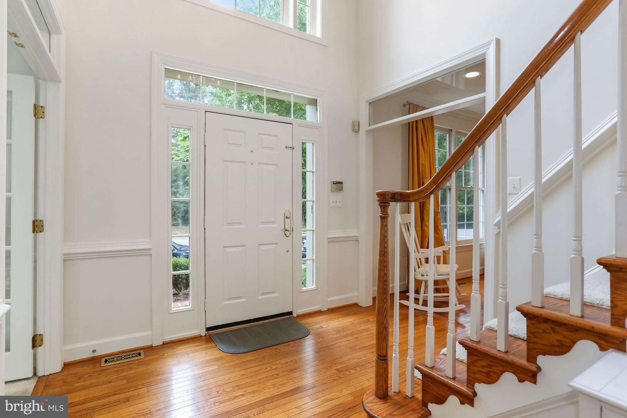 8310 Wolftrap Road Vienna, VA 22182 - Photo 5 of 32