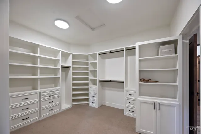 $2,275,000 | 17 Madelyn Ct Garden Valley, Garden Valley, ID 83622