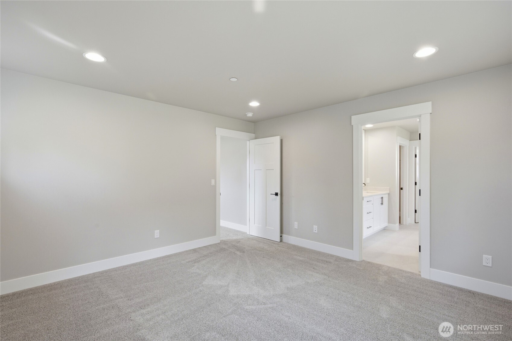 18527 Meridian Avenue Southeast Bothell, WA 98012 - Photo 20 of 32 Gallery Image 20