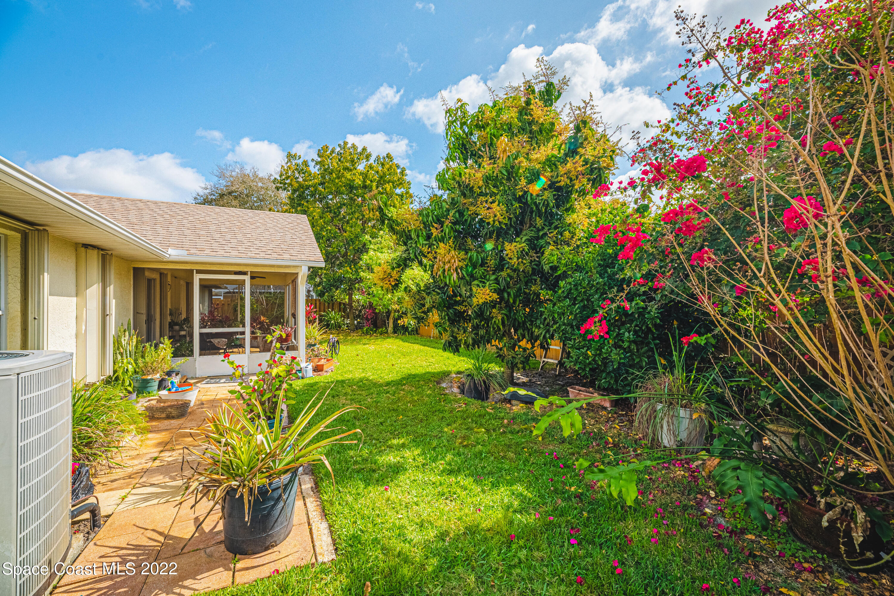 2023 Blue Ridge Avenue Melbourne, FL 32935 - Photo 20 of 27 JC7_8017-HDR