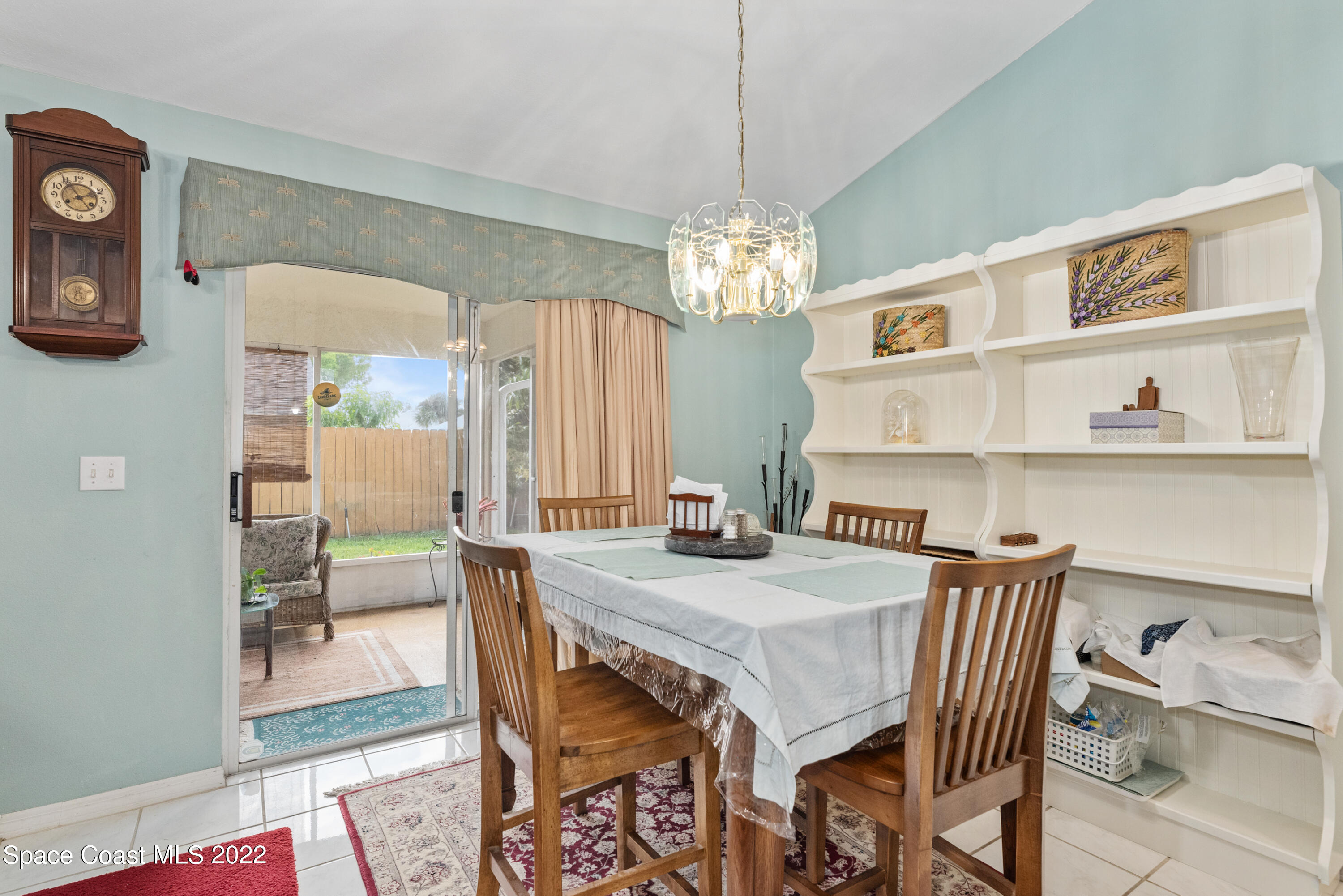 2023 Blue Ridge Avenue Melbourne, FL 32935 - Photo 5 of 27 JC7_7978