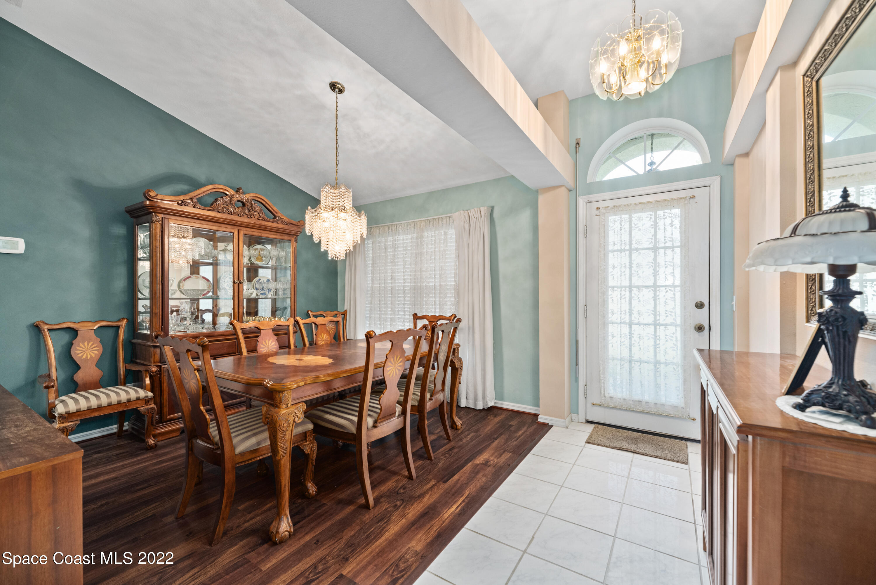 2023 Blue Ridge Avenue Melbourne, FL 32935 - Photo 7 of 27 JC7_7943