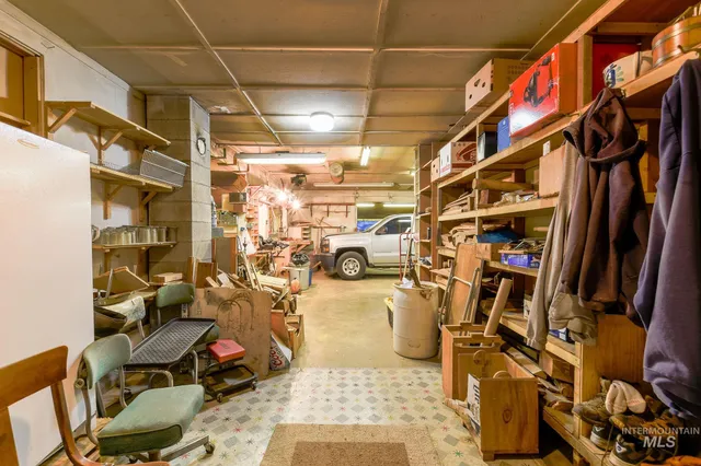 $314,000 | 243 North Fir Street, Genesee, ID 83832