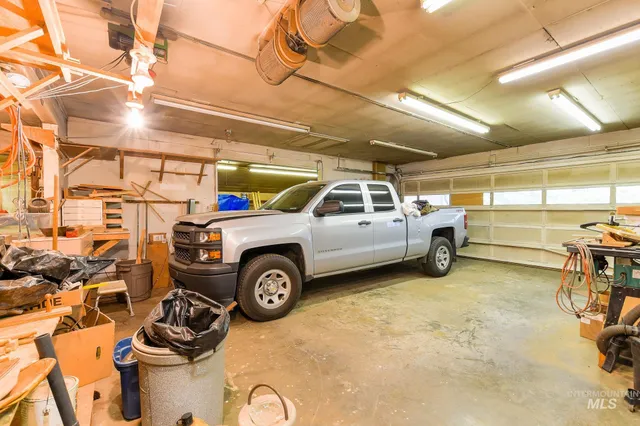 $314,000 | 243 North Fir Street, Genesee, ID 83832