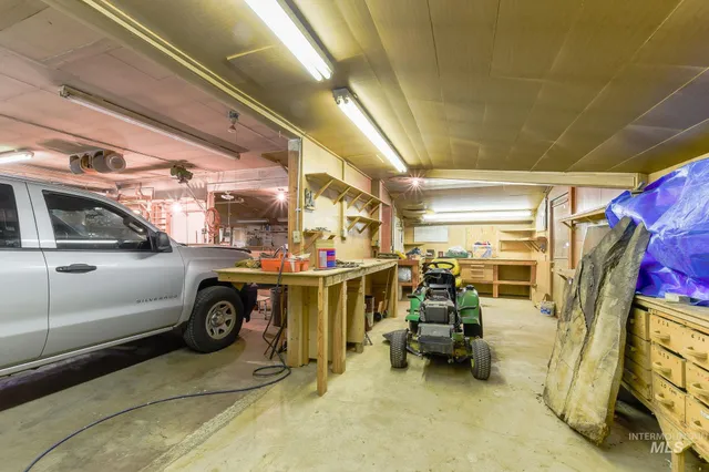 $314,000 | 243 North Fir Street, Genesee, ID 83832