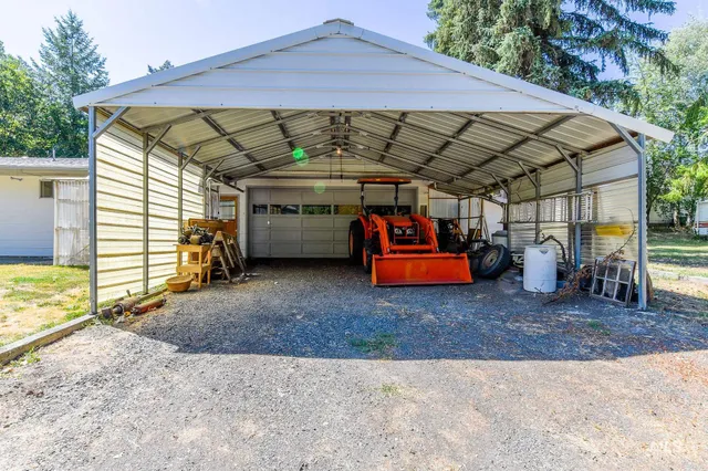 $314,000 | 243 North Fir Street, Genesee, ID 83832