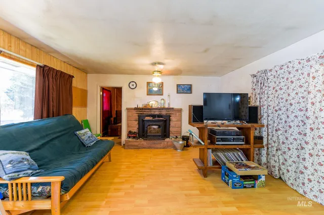 $314,000 | 243 North Fir Street, Genesee, ID 83832