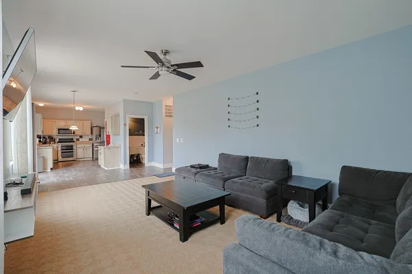 $460,000 | 14401 Capital Drive, Plainfield, IL 60544
