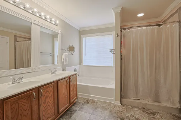 $460,000 | 14401 Capital Drive, Plainfield, IL 60544