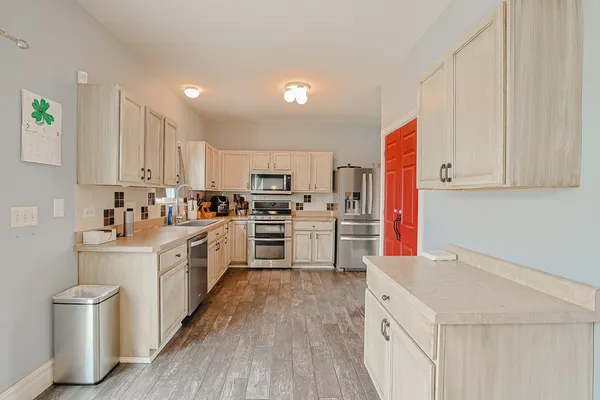 $460,000 | 14401 Capital Drive, Plainfield, IL 60544