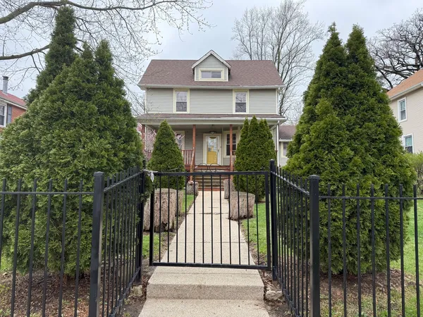 $329,900 | 10228 South Prospect Avenue, Chicago, IL 60643