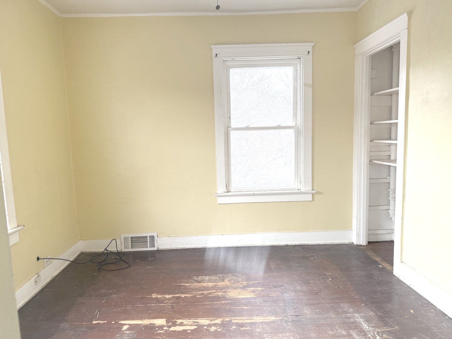 10228 South Prospect Avenue Chicago, IL 60643 - Photo 11 of 23 a view of a room that has a window in it