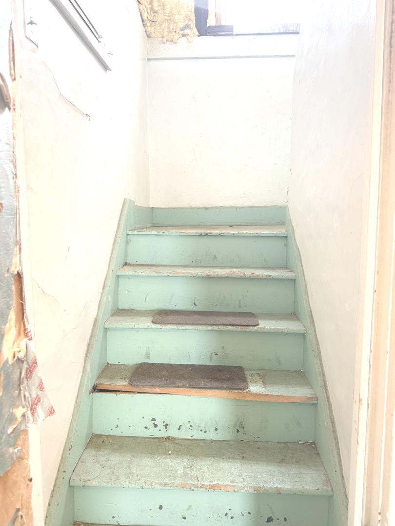 10228 South Prospect Avenue Chicago, IL 60643 - Photo 17 of 23 a view of entryway