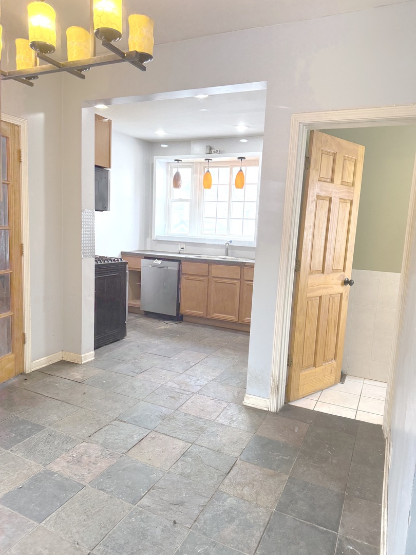 10228 South Prospect Avenue Chicago, IL 60643 - Photo 5 of 23 a view of entryway with kitchen