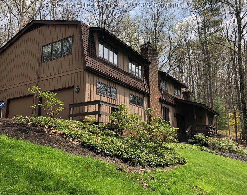 2 Hunter Point Road Charleston, WV 25314 - Photo 2 of 16 Gallery Image 2