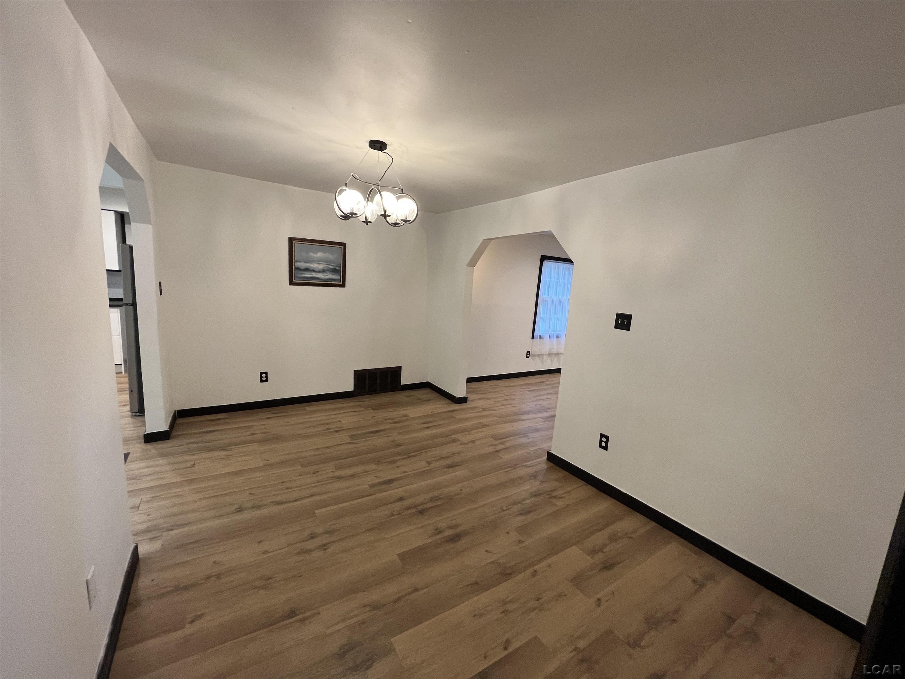 37217 Ecorse Road Romulus, MI 48174 - Photo 29 of 30 50145523-760961d8-2619-4200-988c-d3ba6ea82727.JPG