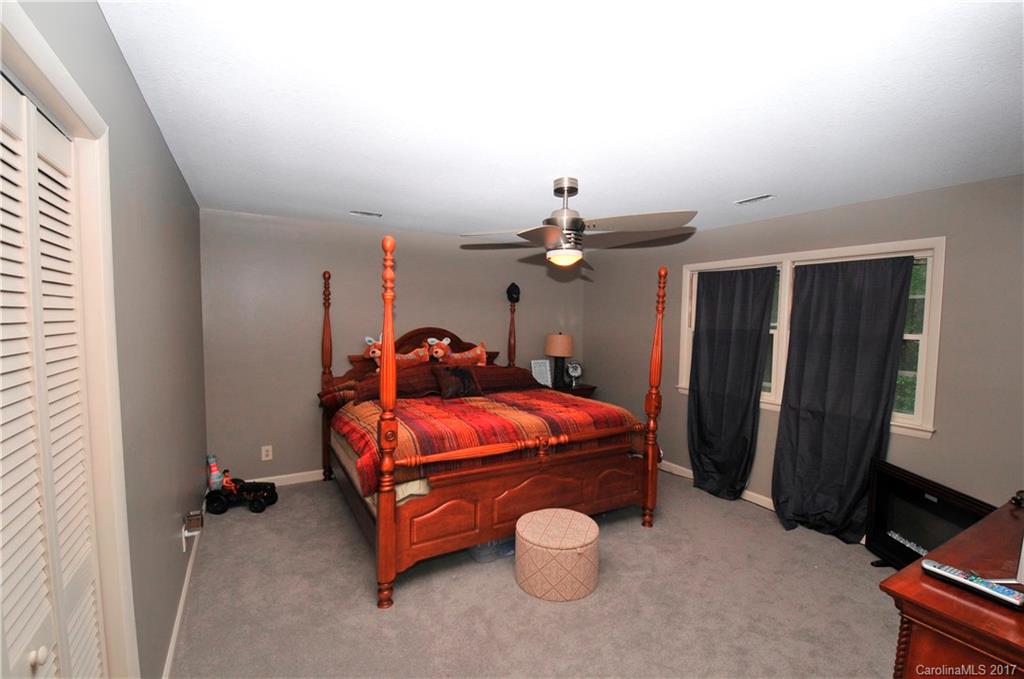 216 Watson Road Arden, NC 28704 - Photo 7 of 17 Gallery Image 7