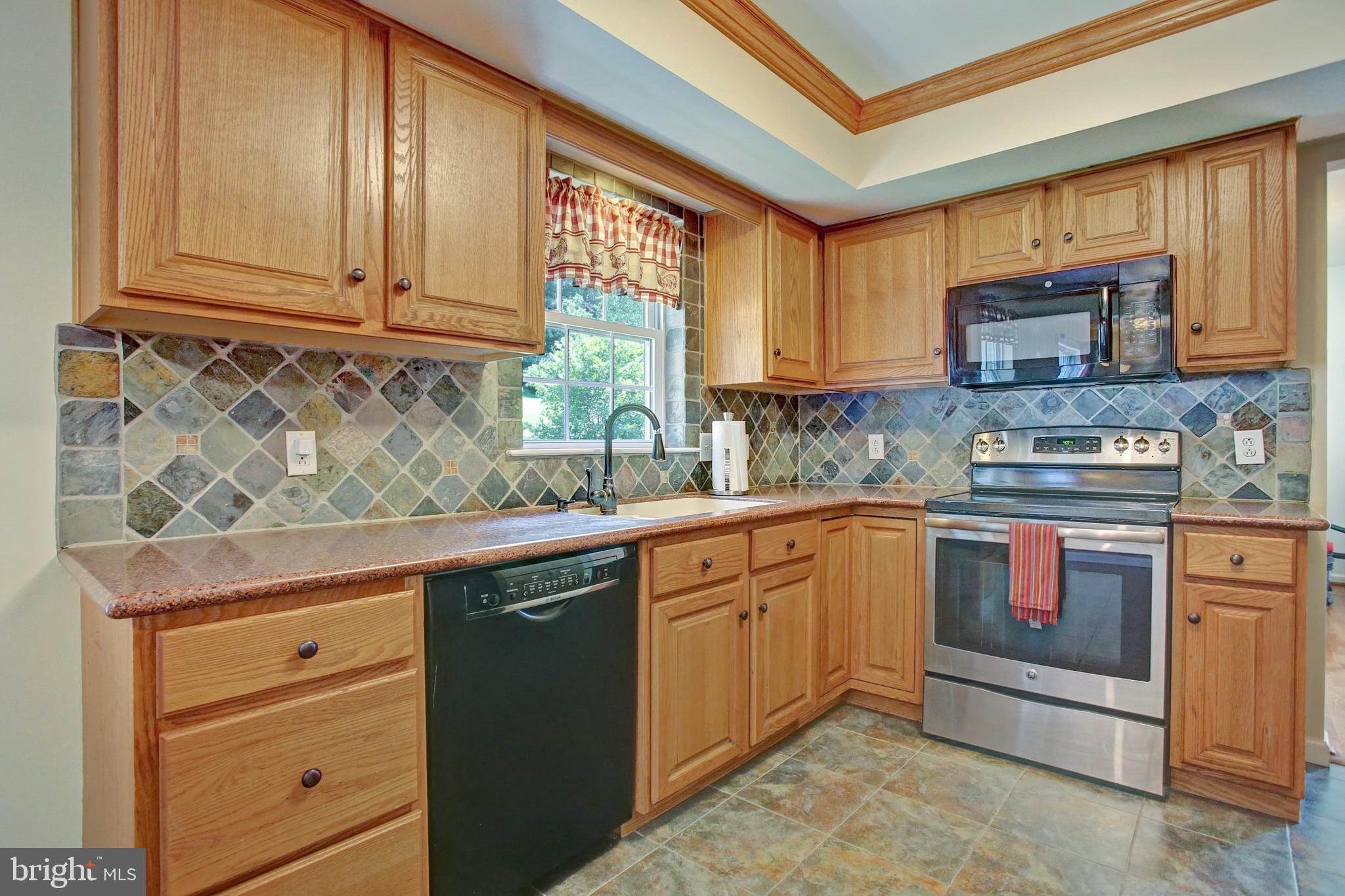 906 Connor Court Sinking Spring, PA 19608 - Photo 13 of 43