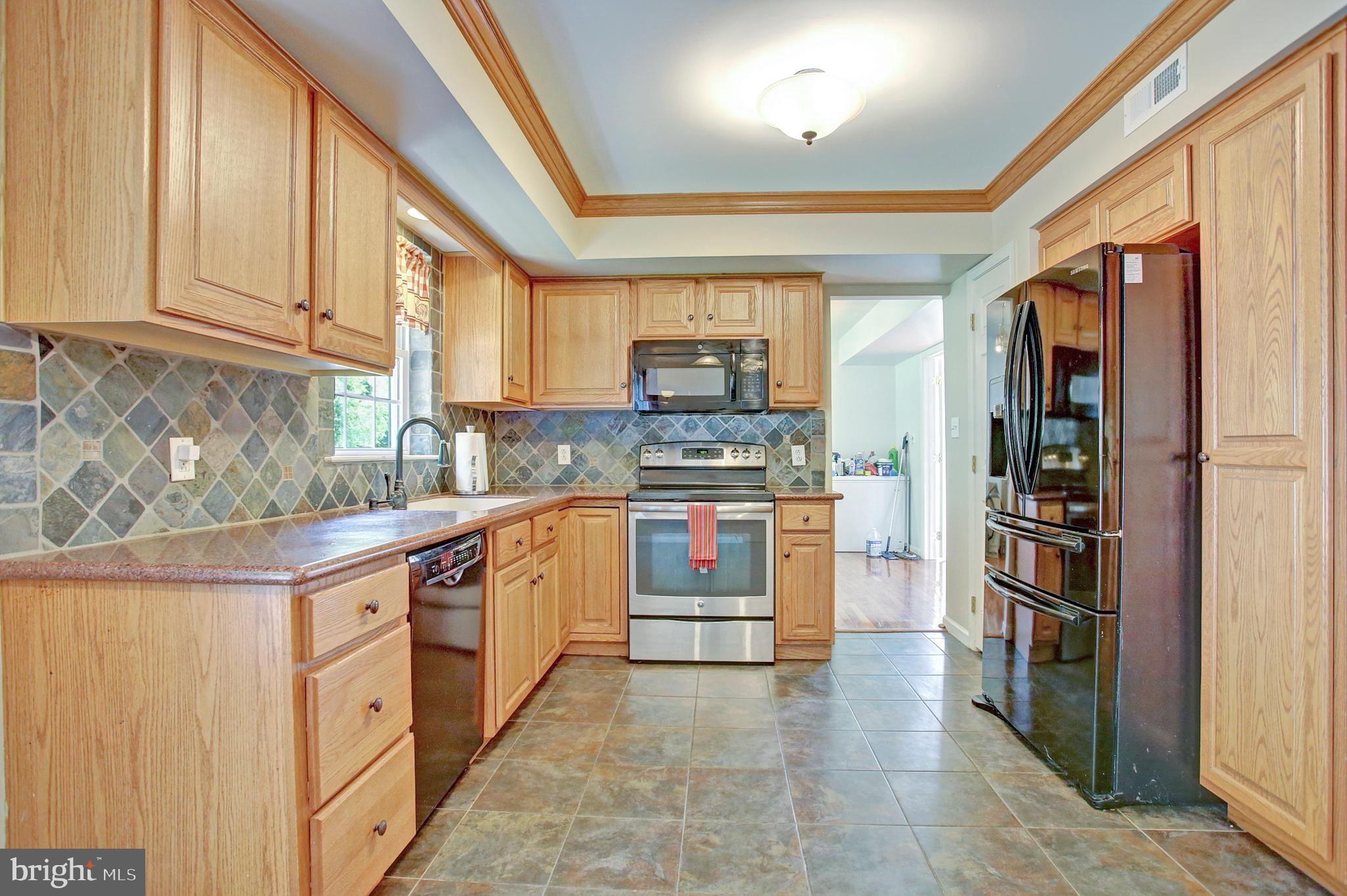 906 Connor Court Sinking Spring, PA 19608 - Photo 14 of 43