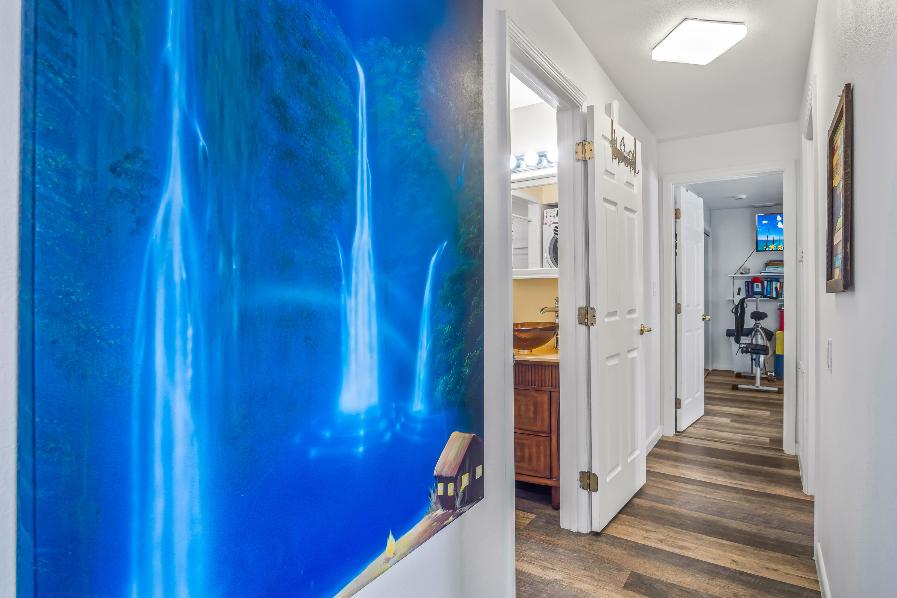 1609 United Street Key West, FL 33040 - Photo 31 of 74 Hallway