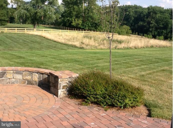 18719 Wickham Road Olney, MD 20832 - Photo 29 of 29 Exterior (Rear)
