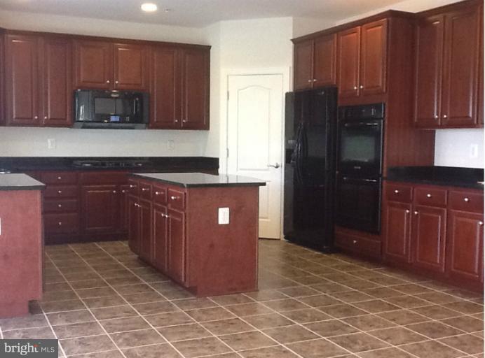 18719 Wickham Road Olney, MD 20832 - Photo 8 of 29 Kitchen
