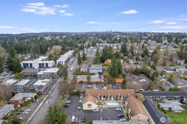 $175,000 | 12434 Ambaum Boulevard Southwest, Unit 114, Burien, WA 98146