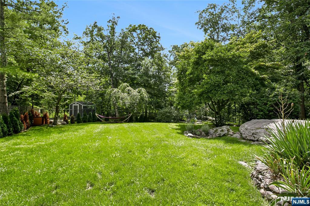 20 Hilltop Road Butler, NJ 07405 - Photo 22 of 26 Gallery Image 22