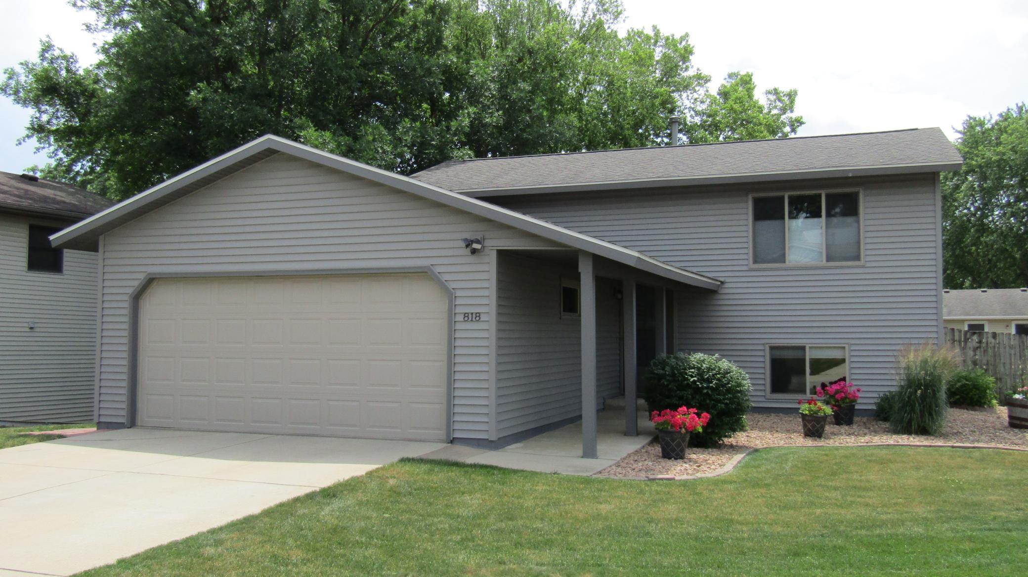 818 23rd Street Southeast Rochester, MN 55904 - Photo 1 of 1 Gallery Image 1