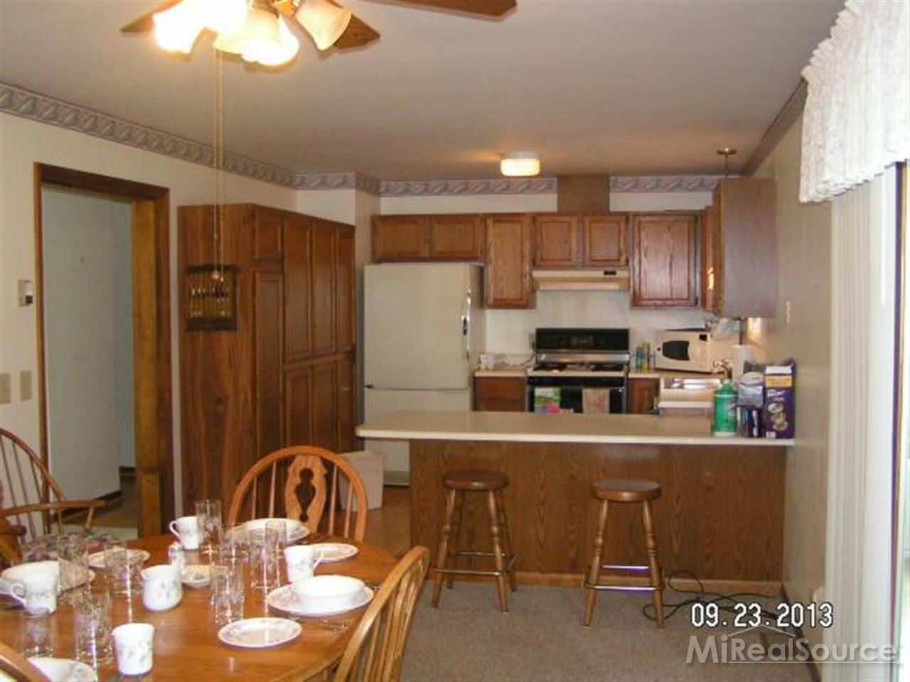 5747 Miller Road Capac, MI 48014 - Photo 11 of 27 Eating areas