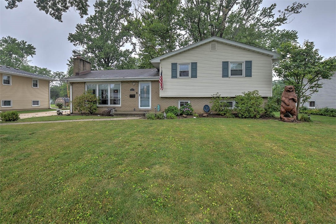 1411 South 31st Street Decatur, IL 62521 - Photo 1 of 31