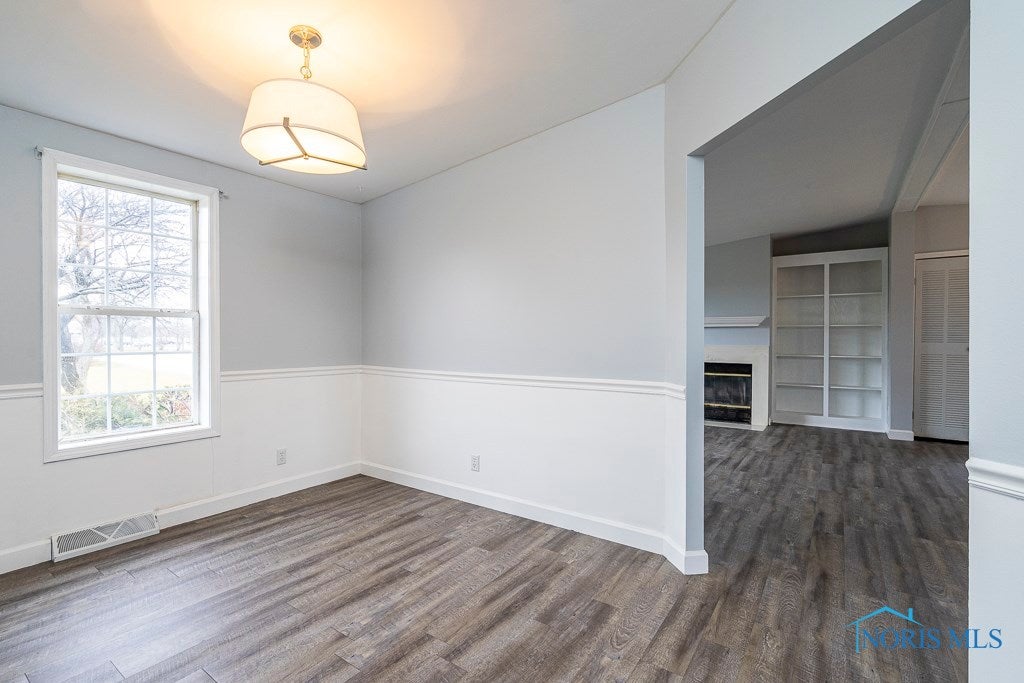 26846 Thompson Road Perrysburg, OH 43551 - Photo 10 of 34 Gallery Image 10