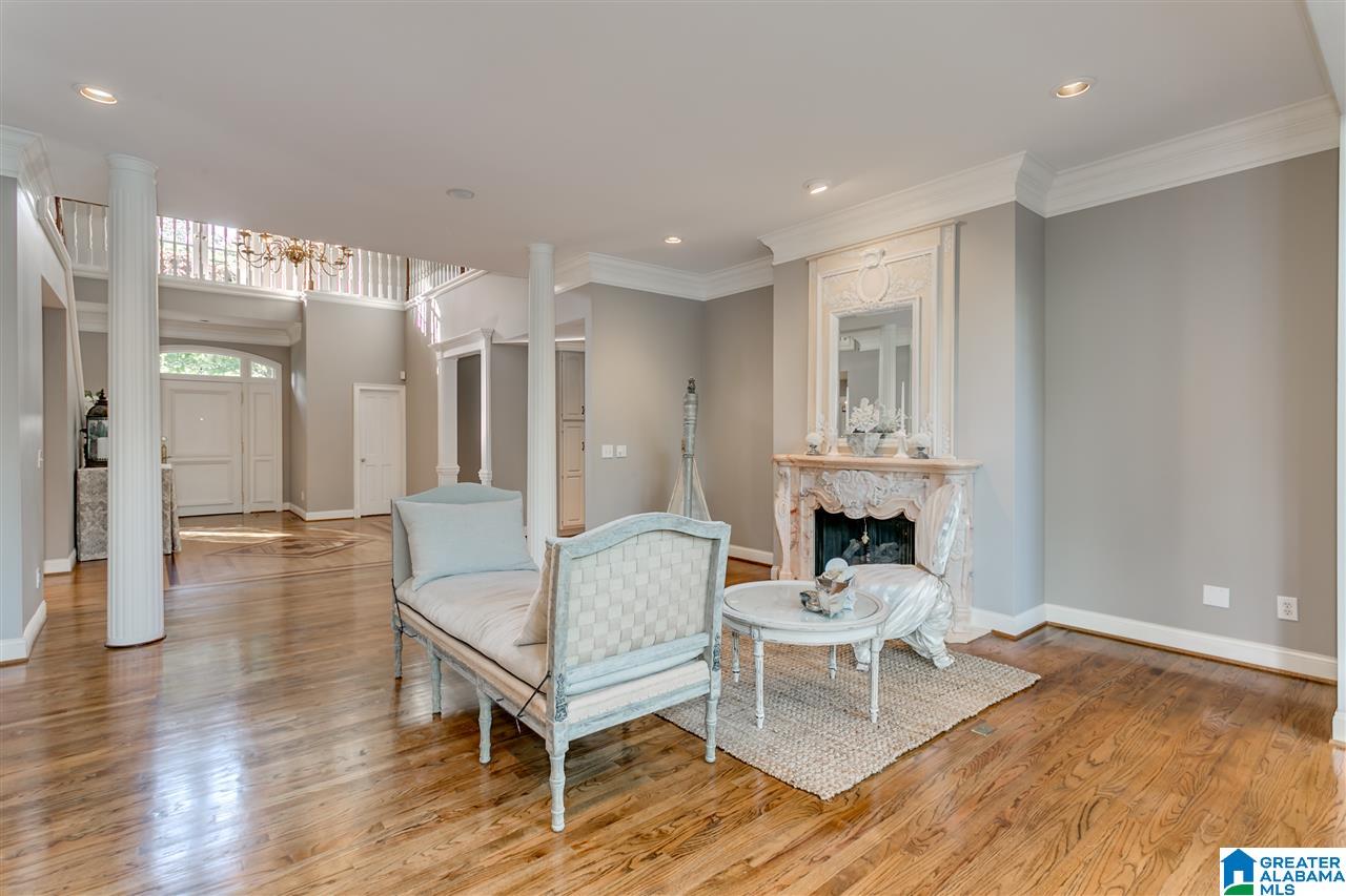 2728 Abingdon Road Birmingham, AL 35243 - Photo 7 of 48