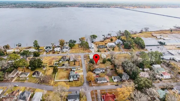 $84,899 | 305 North Avenue, New Bern, NC 28560