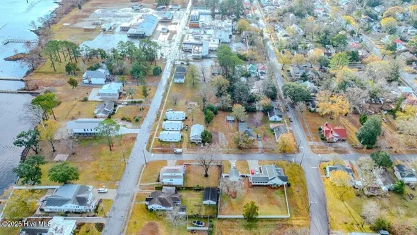 $84,899 | 305 North Avenue, New Bern, NC 28560