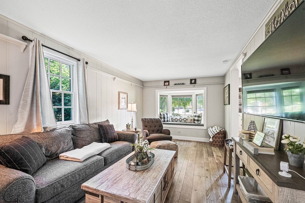 226 Maple Road Longmeadow, MA 01106 - Photo 12 of 31