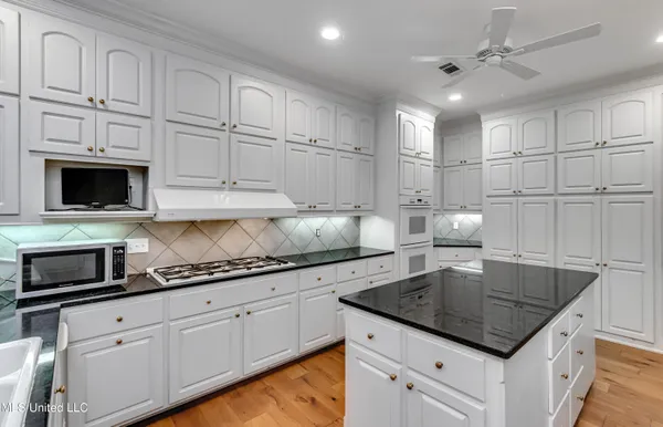 $650,000 | 121 Poplar Ridge Drive, Brandon, MS 39047