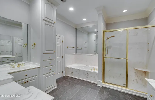 $650,000 | 121 Poplar Ridge Drive, Brandon, MS 39047