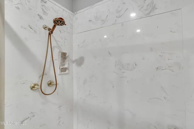 $650,000 | 121 Poplar Ridge Drive, Brandon, MS 39047